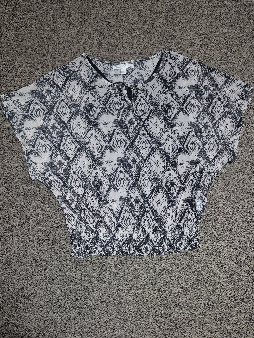 French Laundry Black & White Geometric Tie-Neck Blouse